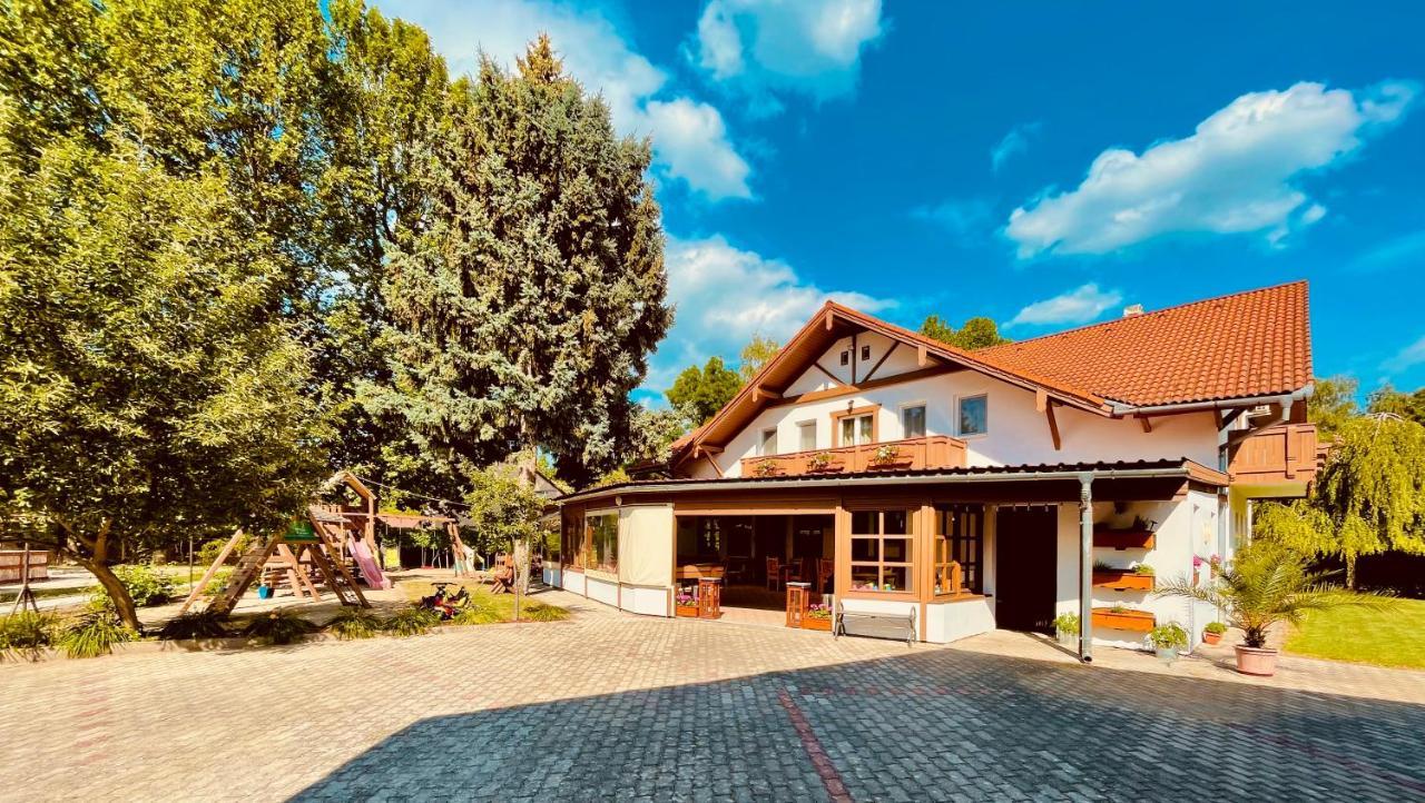 Balatonföldvár Sommer Panzio מראה חיצוני תמונה
